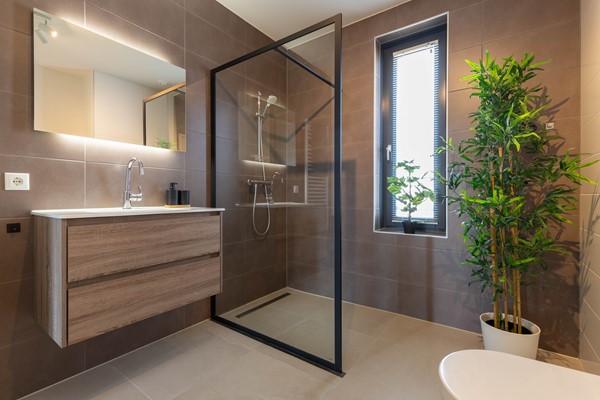 Medium property photo - Smaragd 27, 2371 LA Roelofarendsveen